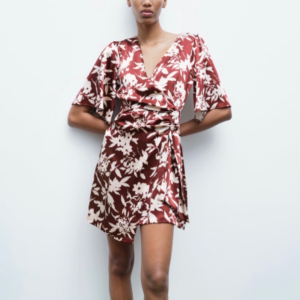 NWT Zara | Floral Print Knotted Dress